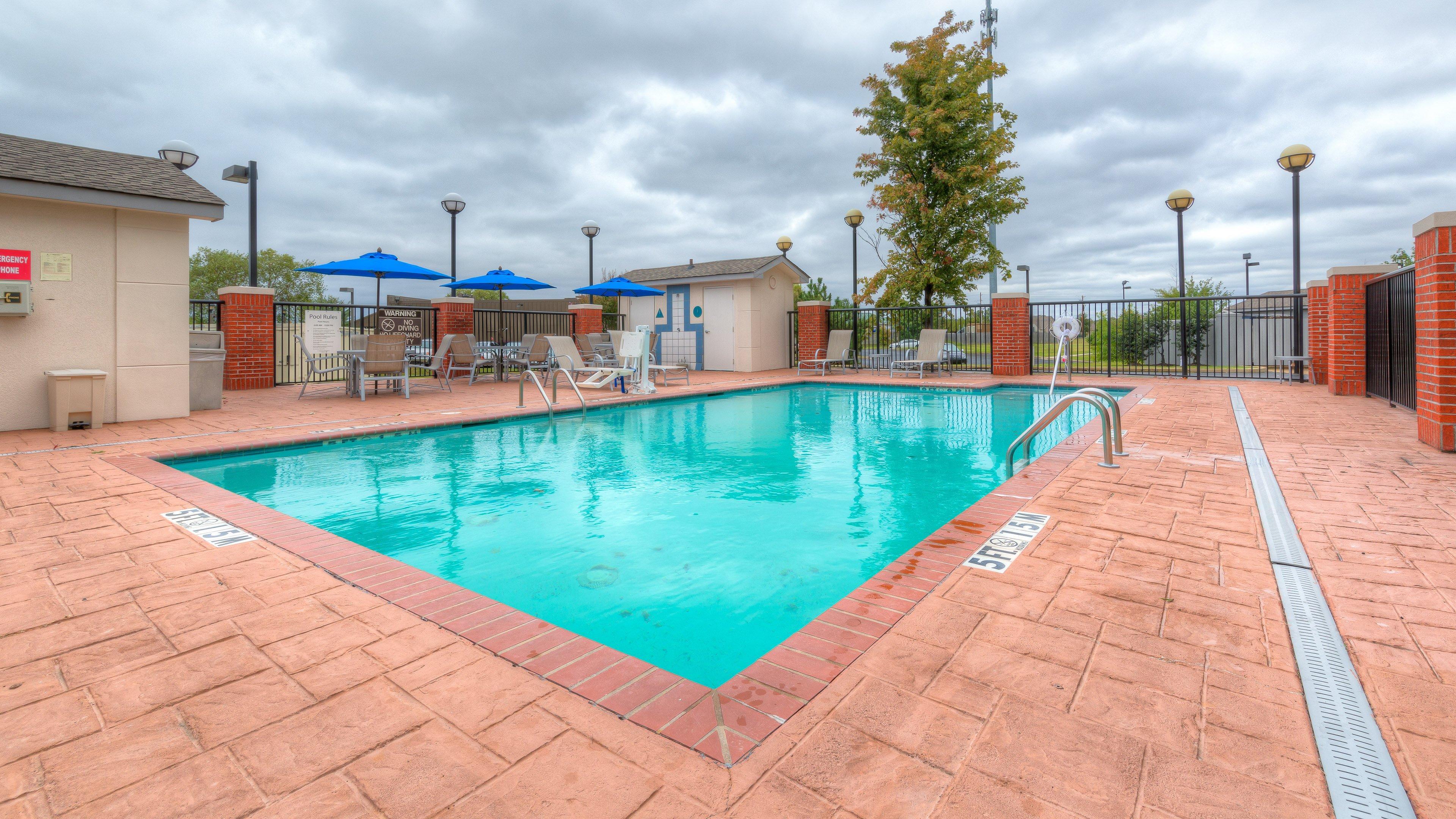 Holiday Inn Express Hotel & Suites Memphis Southwind By Ihg Exterior foto