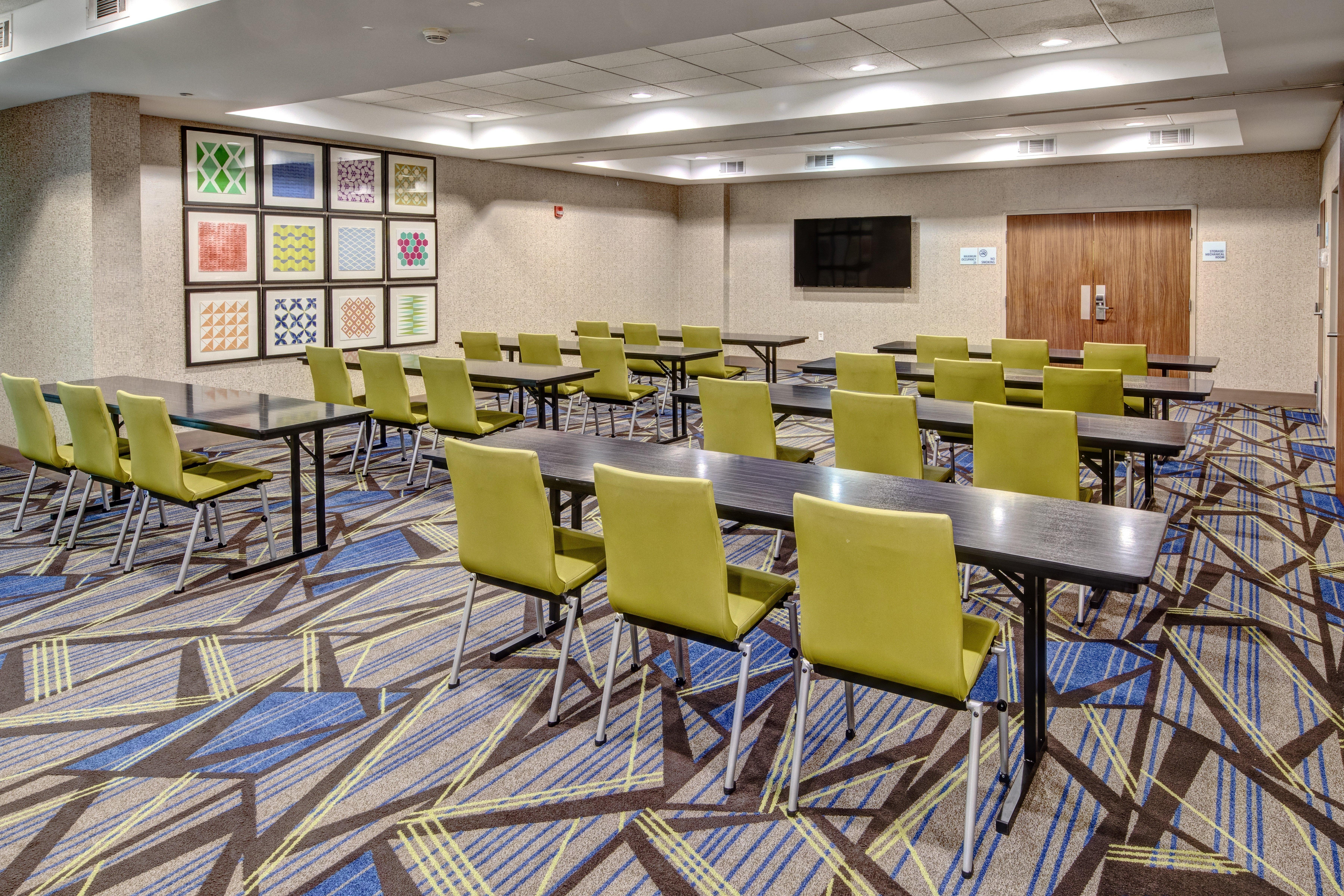 Holiday Inn Express Hotel & Suites Memphis Southwind By Ihg Exterior foto