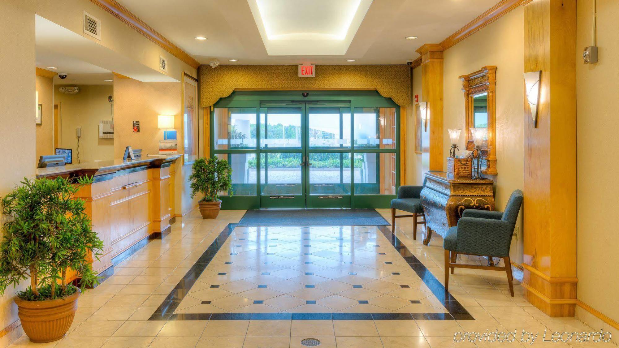 Holiday Inn Express Hotel & Suites Memphis Southwind By Ihg Exterior foto